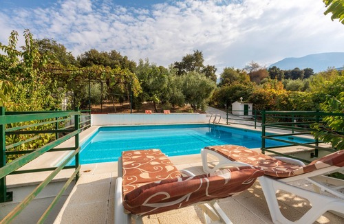 Torres House | Jurinea House Lift with private pool