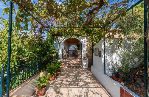 Torres House | Jurinea House Lift with private pool