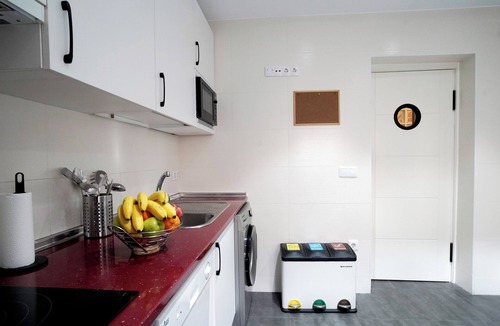 Prado Sancho Apartment | Just 10 minutes from the City Walls! An ideal home for friends and families.