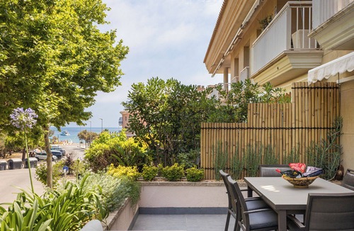 Sant Feliu de Guixols Condo | Just 2 steps from San Pol Beach! SeaBreezeHeaven: Terrace BBQ, Sea & Pool Views