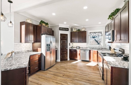 Goodlettsville House | Just 20 min to Nashville! Amazing views! Peaceful setting!