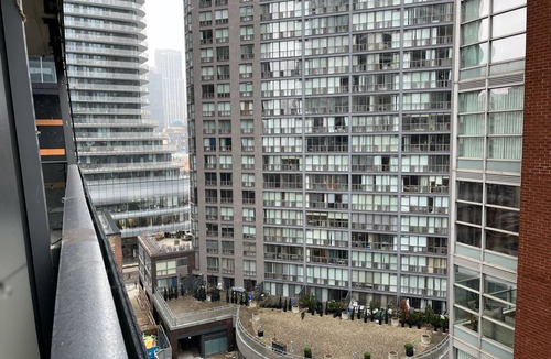 Bay Cloverhill Condo | just 5 minute walk to U of T