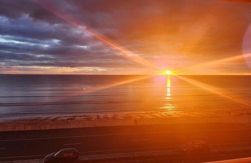 Hampton Apartment | Just a few steps to the beach.