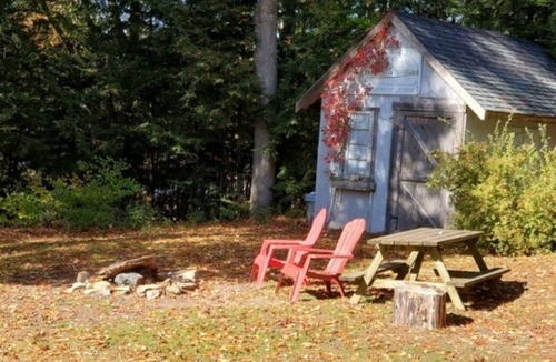 Rideau Lakes Cabin | Just a fishing cabin in the woods.