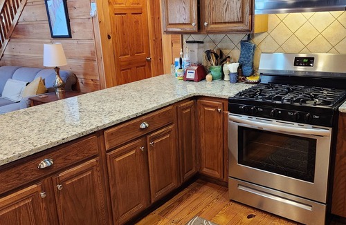 Ellijay Cabin | 'Just a Step Away' - a Secluded Cabin on Stover Creek w/Fiber Wi-Fi & Hot Tub