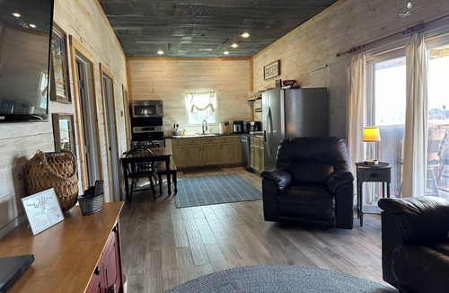 Eminence House | Just A Stone's Throw Cabin nfrom Eminence, Jacks Fork, & Cross County Trail Ride