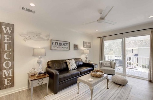Demere Park Apartment | Just Beachy