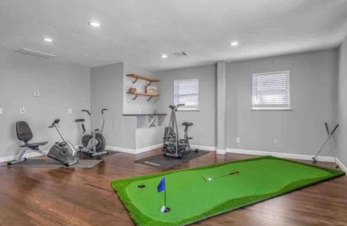 Central Oklahoma City House | Just Like Home #3: OKC-50th St. Luxury Stay for 12