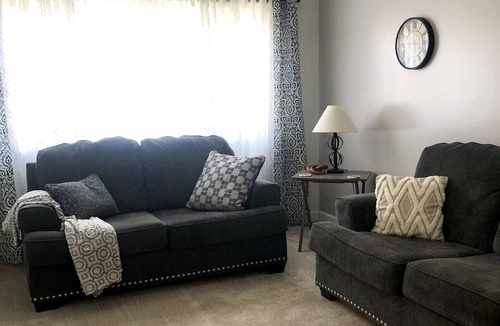 Hutchinson House | Just Like Home in quiet neighborhood