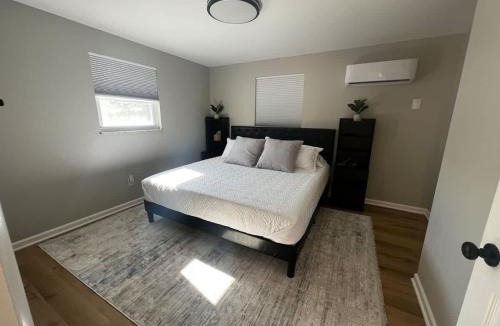 Milford House | Just like home w Pool & Pool table