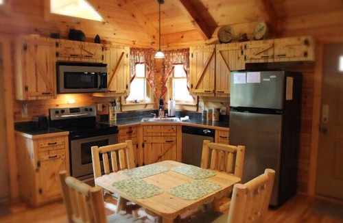 Stanardsville Cabin | Just Luvin In The Woods