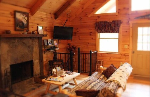Stanardsville Cabin | Just Luvin In The Woods