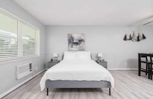 Wilton Manors Apartment | Just Off Wilton Drive Apt 4