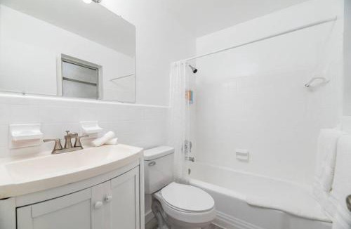 Wilton Manors Apartment | Just Off Wilton Drive Apt 5