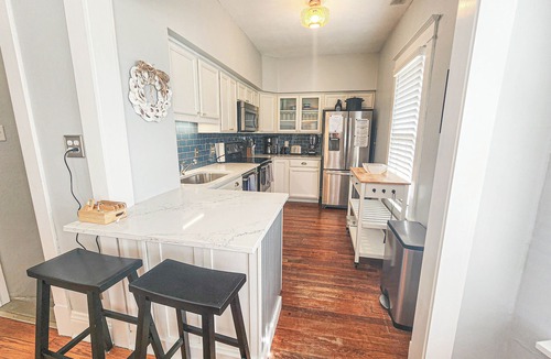 Cape Charles House | Just One House From The Beach Barefoot Bungalow Offers A Sweet Beach Vacation