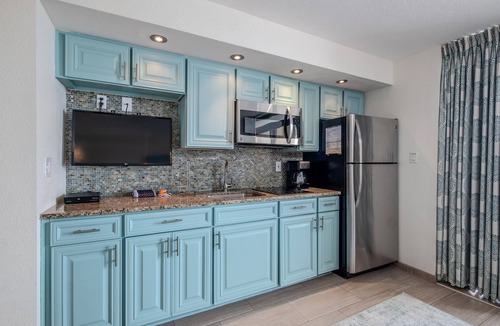 Windy Hill Condo | Just redecorated- True one bedroom king oceanfront condo at tropical resort!