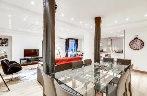 Quartier de la Monnaie Apartment | Just Renovated 138m2 On The Seine