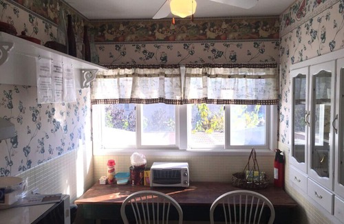 Hermann House | Just Renovated 2021 Home! Free Breakfasts $20 Shuttle Perfect Location Downtown