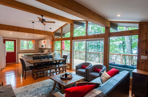 Dysart et al Cottage | Just Right at Kennisis Lake