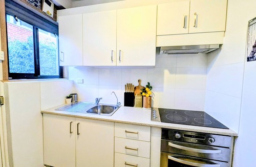 Millswood Apartment | Just Right @ Hyde Park - Between Prestige & Boho