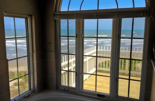 San Luis House | Just Steps to the Ocean, Beachfront, House On the Beach, Minutes from Galveston