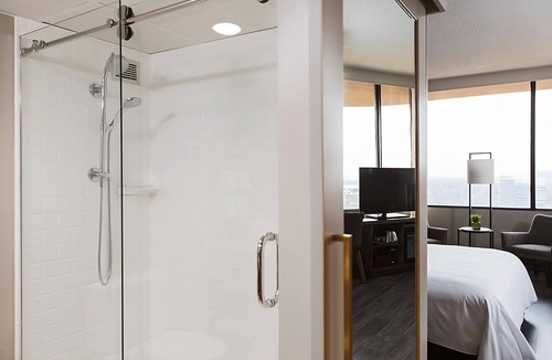 Nashville Hotel | Just What You Were Looking For! Pets are Allowed, w/Outdoor and Indoor Pool
