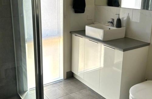 Warrenben House | Justashaq