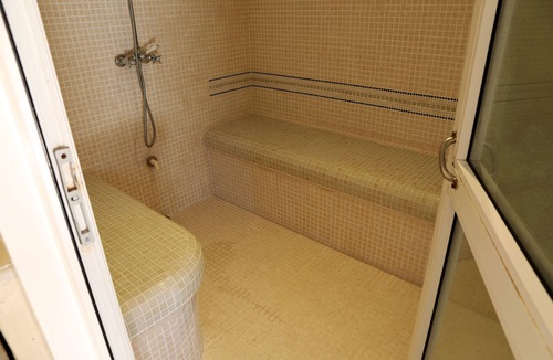 Orange Bed & Breakfast | Justin de Provence