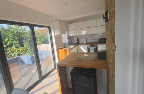 Thornton Heath House | Justin Superb Luxury Stay