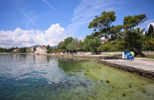 Kastel Luksic Apartment | Justiniana