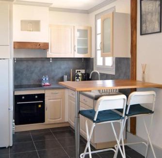 Chartres Apartment | Jutopie