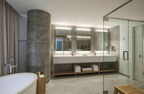 Reston Hotel | JW Marriott Reston Station
