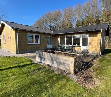 Dybvad House | Jyske ås