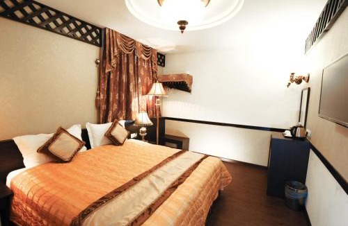 Kampung Permatang Tok Mamat Hotel | K Garden Hotel Parit Buntar