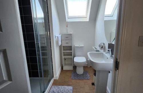 Stanford-le-Hope House | K Suites - Ashridge Close