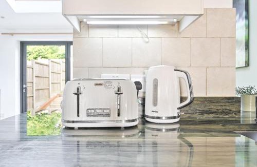 Mortlake House | K Suites - Hart House