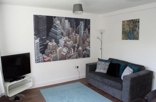 Hinckley Apartment | K Suites - Station Road 1