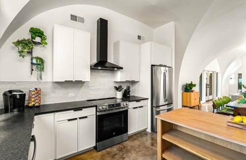 Ashley Oaks House | K-Town's Hobbit House - High Class, Underground