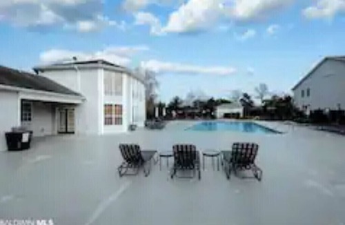 Gulf Shores Condo | K4 Gulf Shores Vacation Getaway II