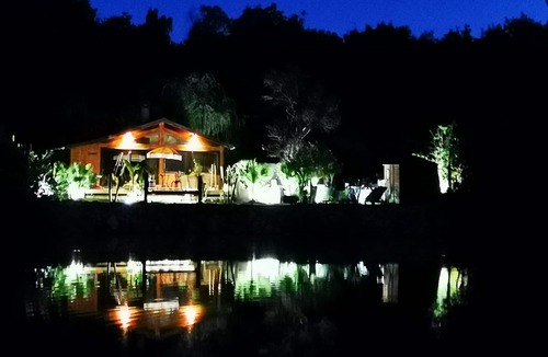 Muizon House | KÄBANE 85, Lodge with waterfront spa