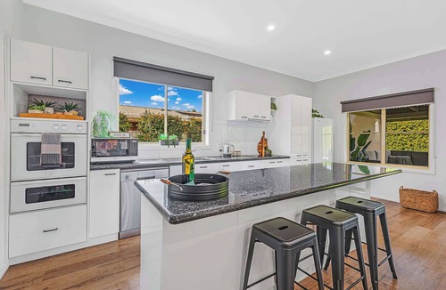 Moama House | Kabinga Kottage - Echuca Holiday Homes