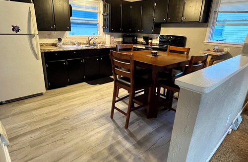 Hiawatha House | Kadia’s Place-The One Near 380 & Everything Else