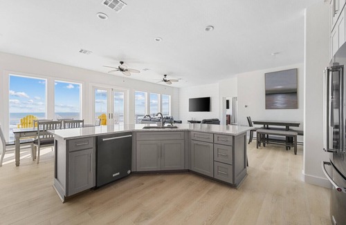 Sands Of Kahala Beach House | Kahala Castle On The Beach