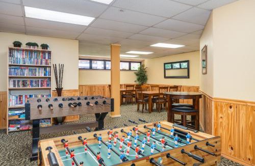 Kahana Resort | Kahana Falls Resort