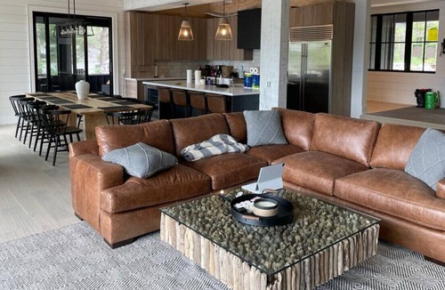 Gravenhurst Cottage | Kahshe Beach House, Kahshe Lake
