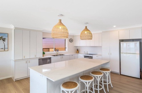 Killcare Heights House | Kai Lani by HolidayCo.