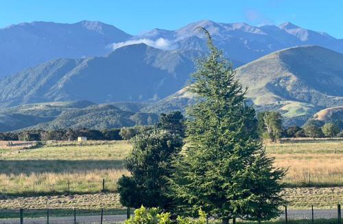 Hapuku Villa | Kaikoura Mountain Views Villa