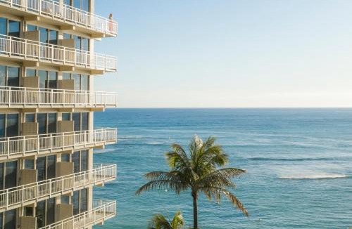 Diamond Head - Kapahulu - St. Louis Hotel | Kaimana Beach Hotel