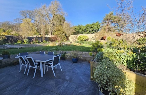 Ellemford House | Kaimes Bright Garden Getaway