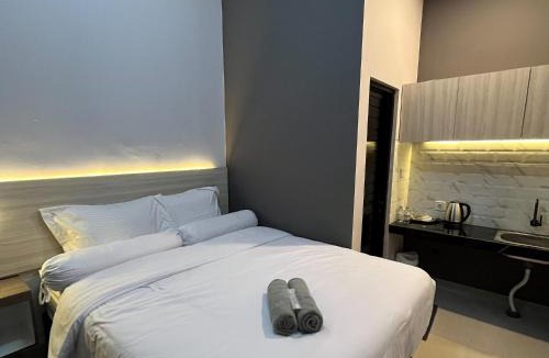Sinduharjo Hotel | Kaira Room Guest House Syariah Mitra RedDoorz